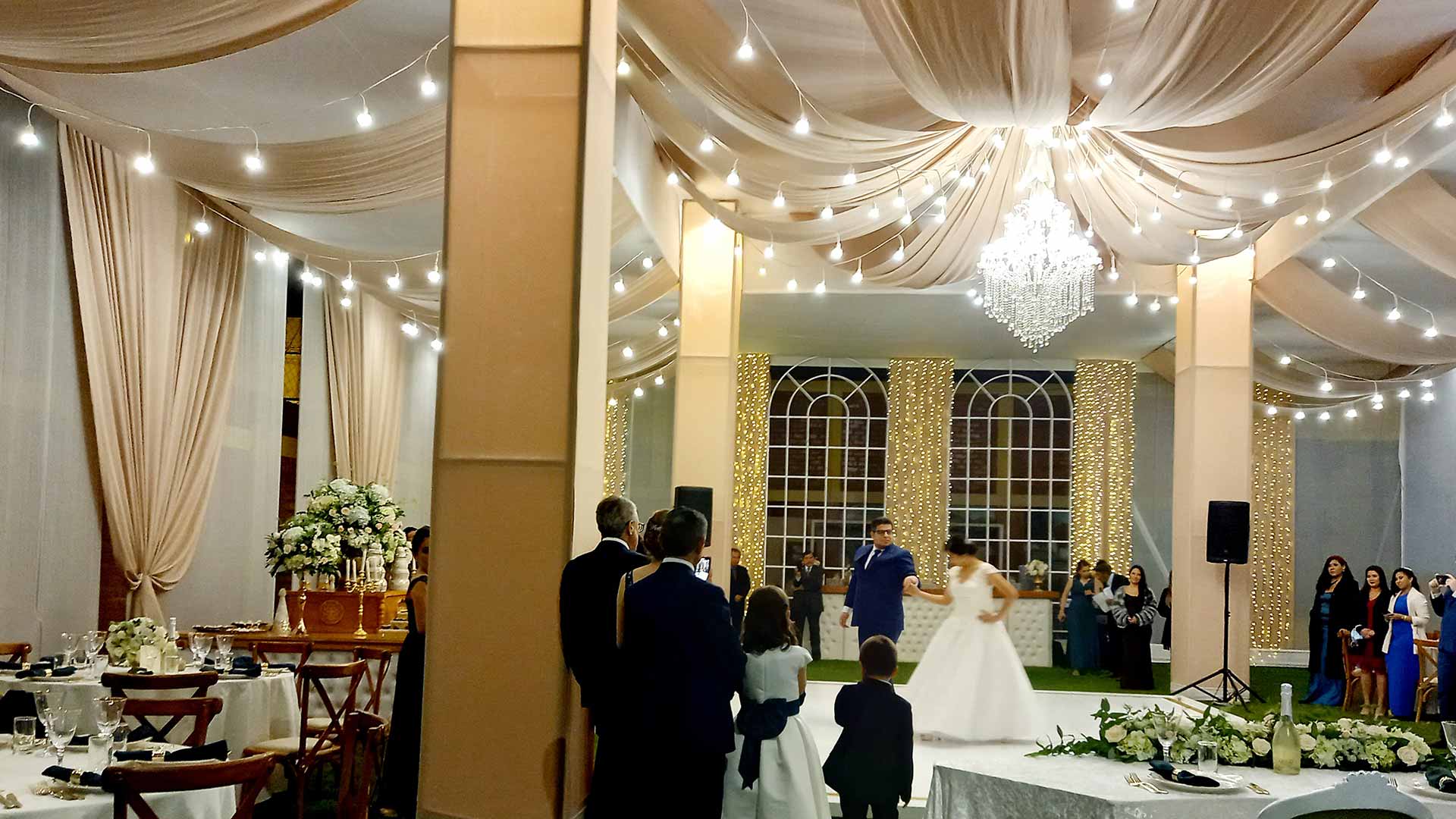Recepción preparada para una celebración
